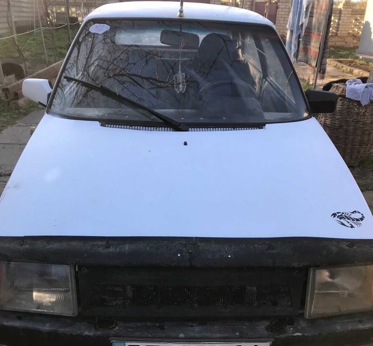 Автомобіль ЗАЗ 1.1 карбюратор.