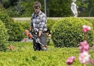 Ремонт під ключ | Гідроізоляція | Зварювальні роботи | Благоустрій