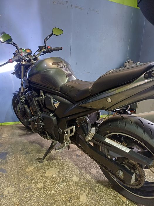 Suzuki bandit 2011