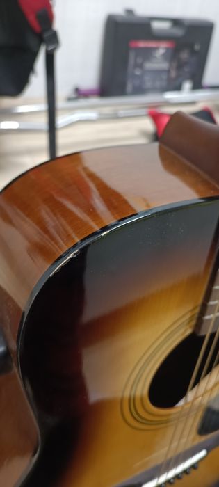 Yamaha f310 Акустична гітара