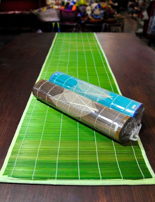 Caminhos de mesa em bambu 20 € os 7