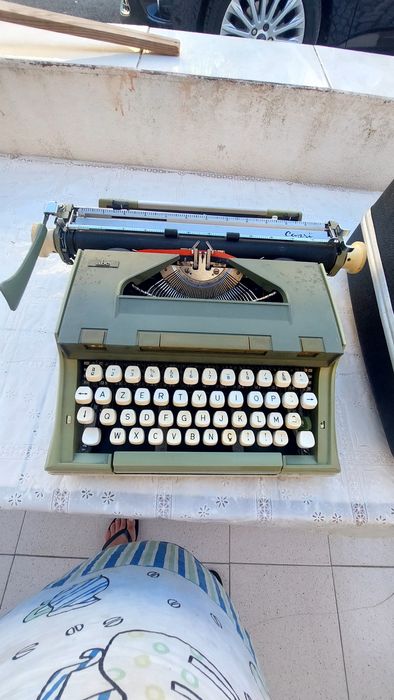 Máquina de escrever antiga