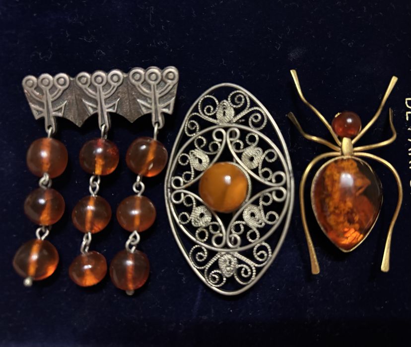 Брошь ссср янтарь