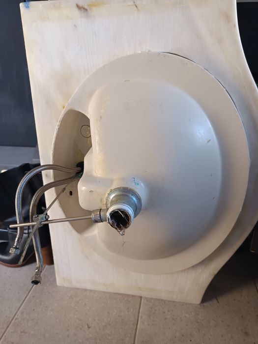 Conjunto 2 lavatórios e 2 pedras para casa de banho