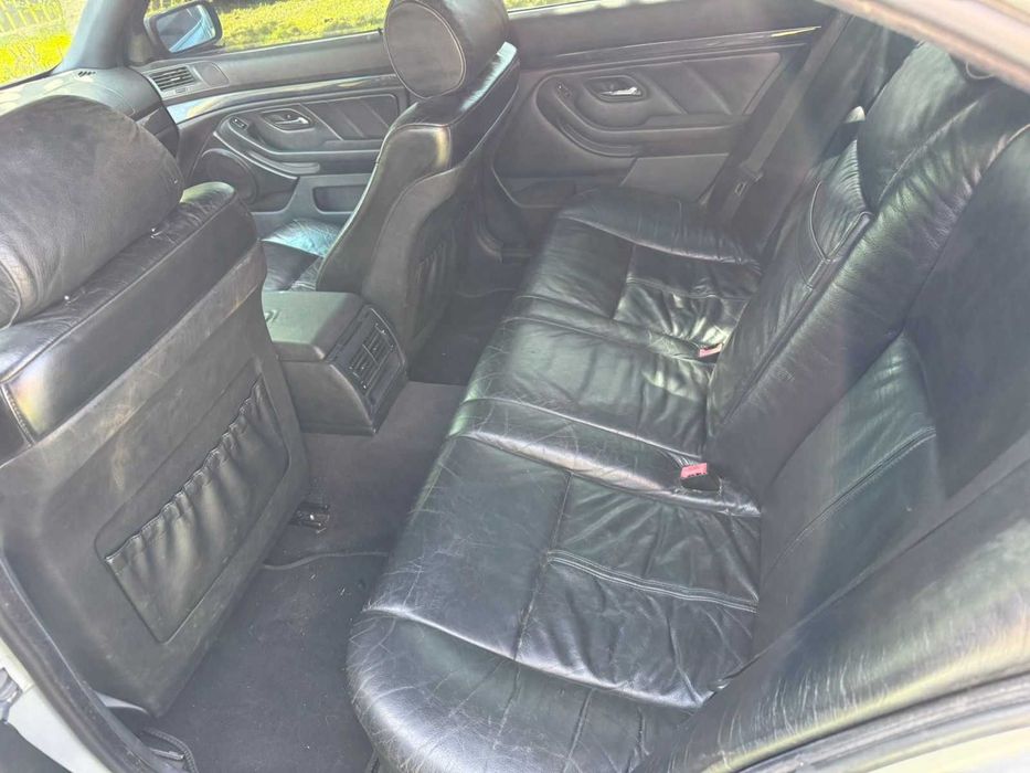 Продається авто BMW E39 3л дизель в хорошому стані