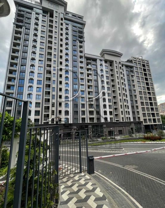 Продається паркомісце в підземному паркінгу. Печерськ Тверський тупік