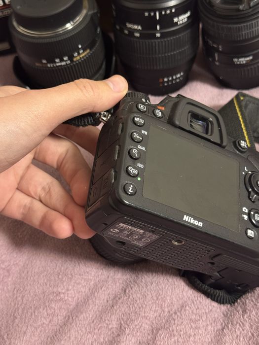 Nikon D7100 + обʼєктиви 50 17-70 18-55 70-300 55-200 фотоапарат