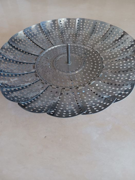 Various Kitchen Items511020619090503682