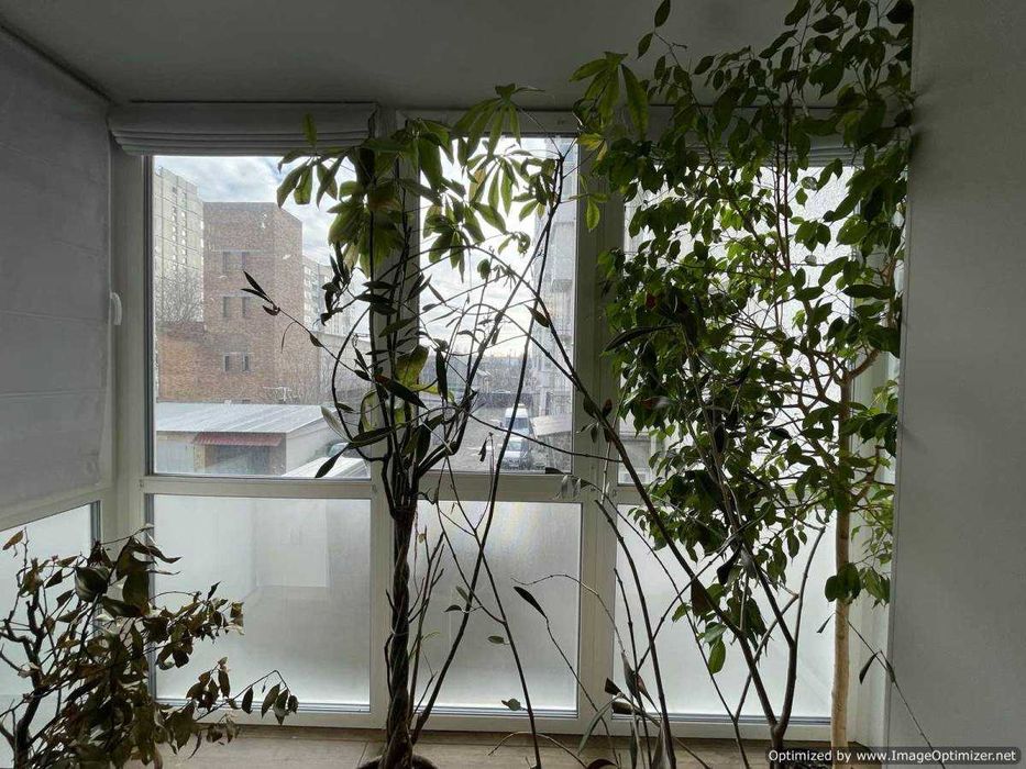 Продаю четырехкомнатную квартиру в Новострое на 12 Продольной д1