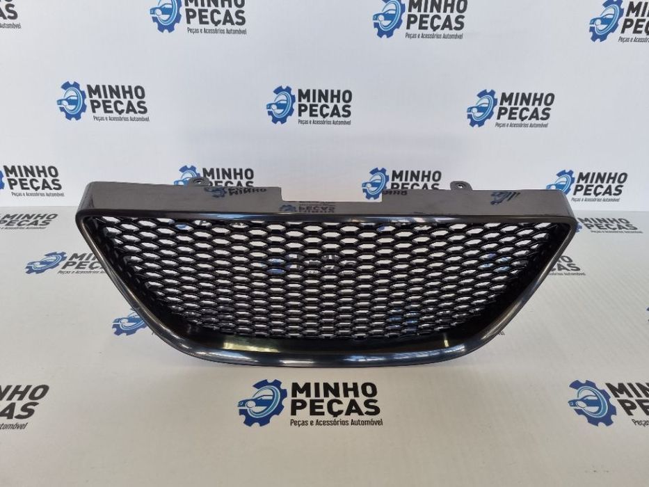 Grelha Seat Ibiza 6J Preto Brilhante