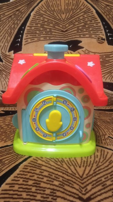 Сортер домик продам