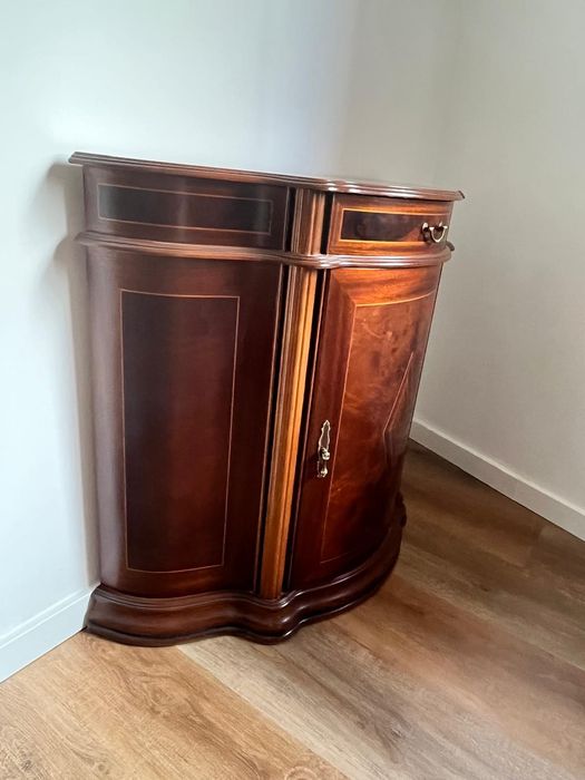 Móvel - garrafeira clássico