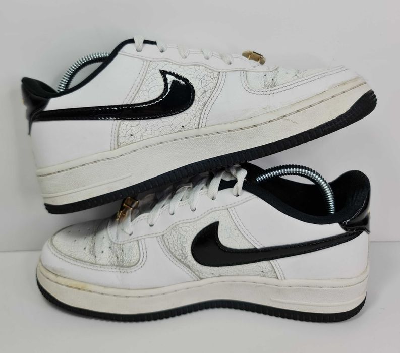 NIKE AIR FORCE 1 LV8 (GS) buty damskie r.37,5
