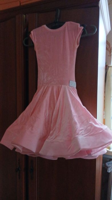 Бальні плаття і бейсік