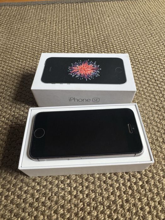 Iphone SE usado em bom estado, com caixa.