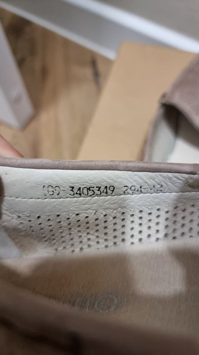 Туфлі натуральна замша  estro