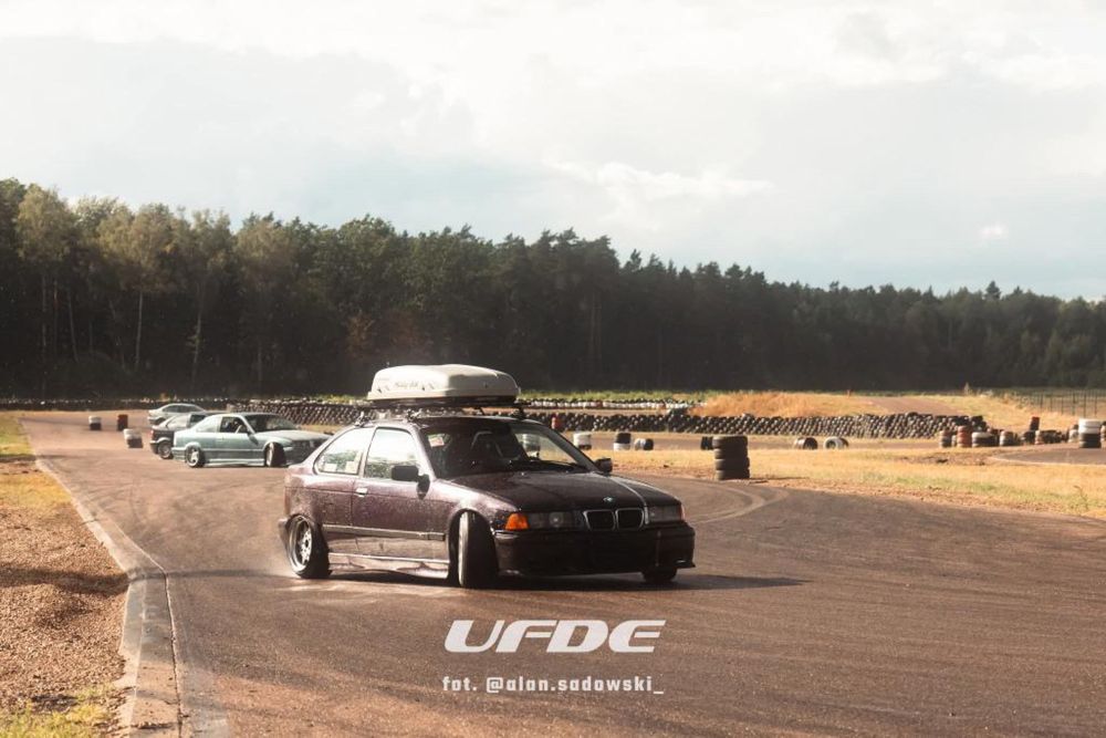 Bmw 323 ti drift spec