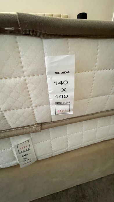 Colchoes de casal nunca usados.