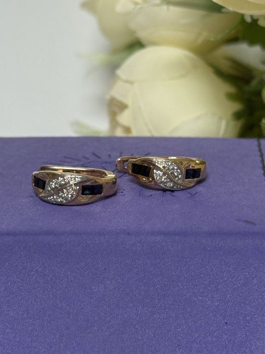 Золотые серьги с бриллиантами