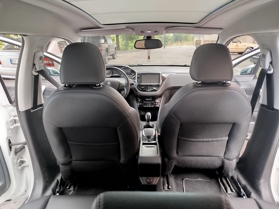 Peugeot 2008 usado quase novo