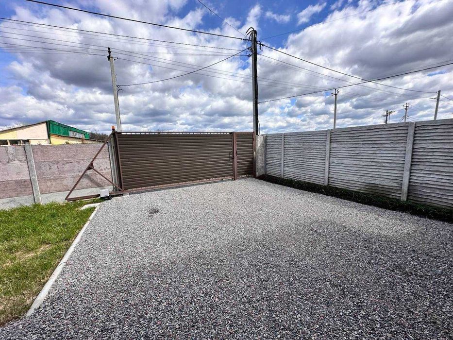 Продаж дуплексу, Хуторок