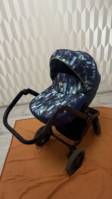 Продам дитячу коляску