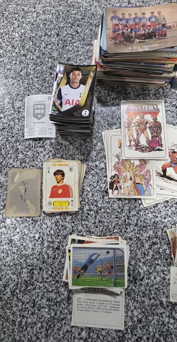 Varios cromos de futebol antigos