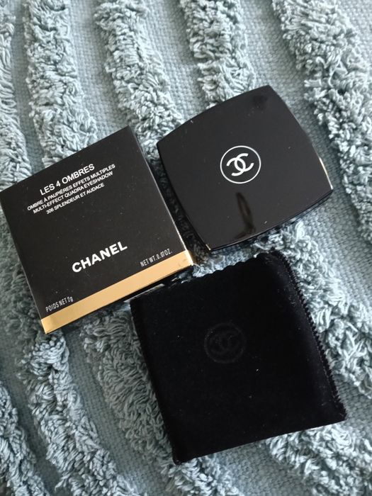 Nowe cienie do oczu Chanel.