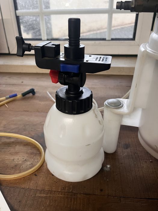 Sangrador de travoes pneumatico