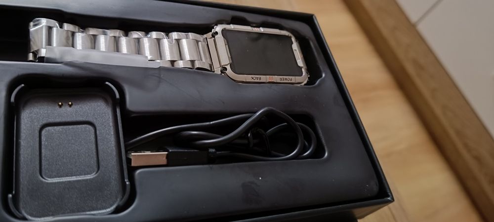 Smartwatch Nowy.