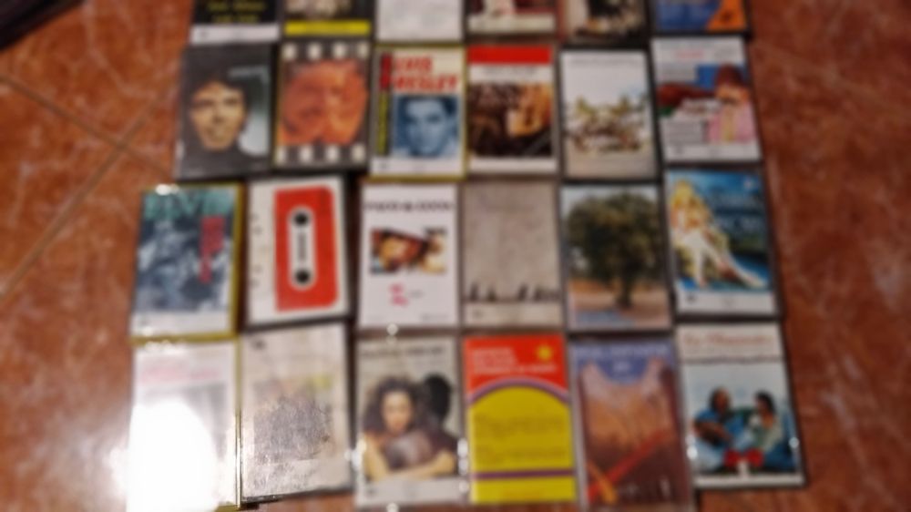 25 Cassetes Audio de vários gostos