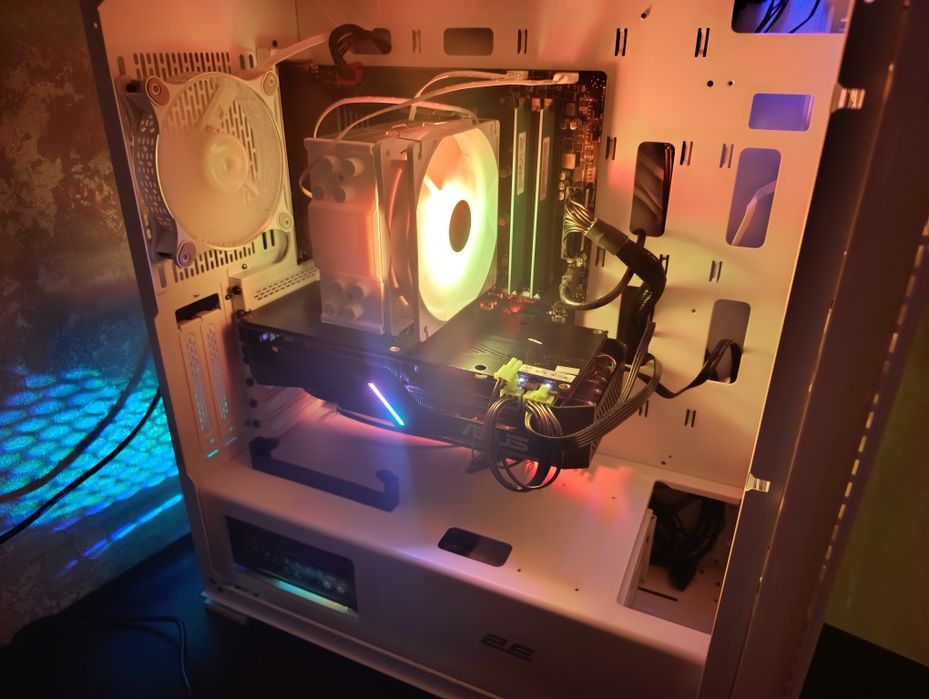 відеокарта RX 5700 XT