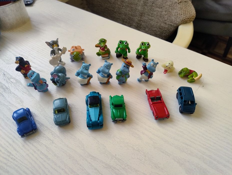 Дитячі іграшки Kinder 1990-2000 років 20шт