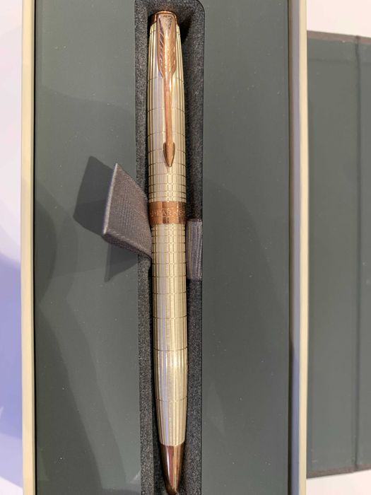 Długopis PARKER Sonnet Premium Cisele Silver PGT