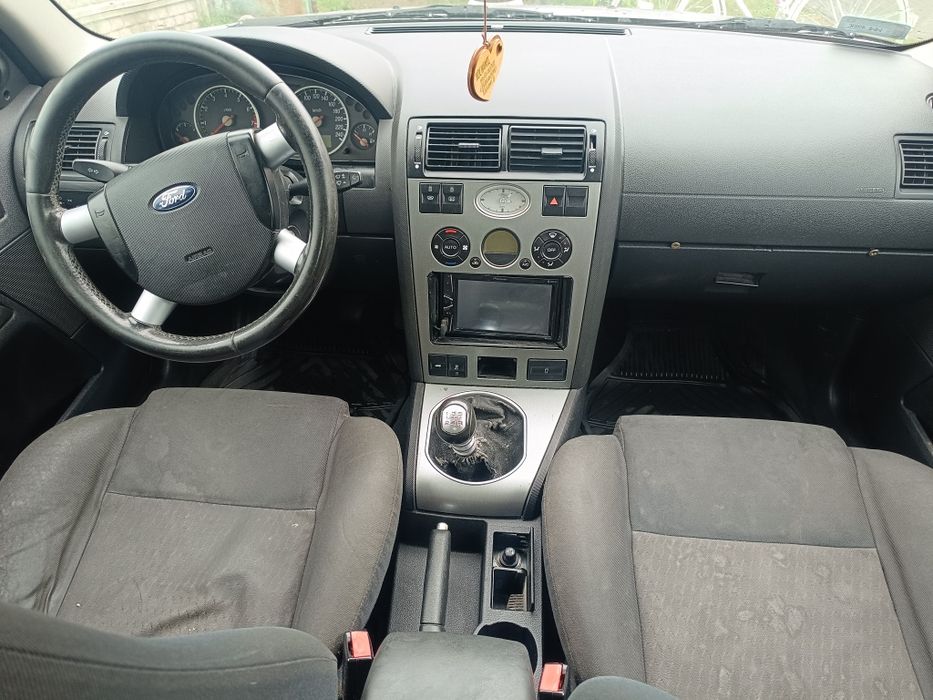 Ford mondeo MK3 .