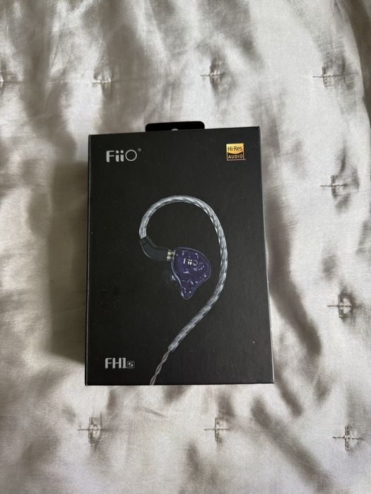 Продам навушники Fiio FH1S