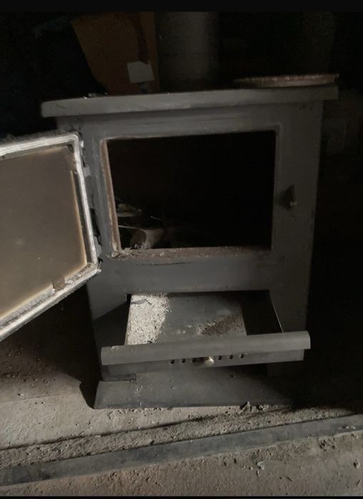 Salamandra praticamente nova