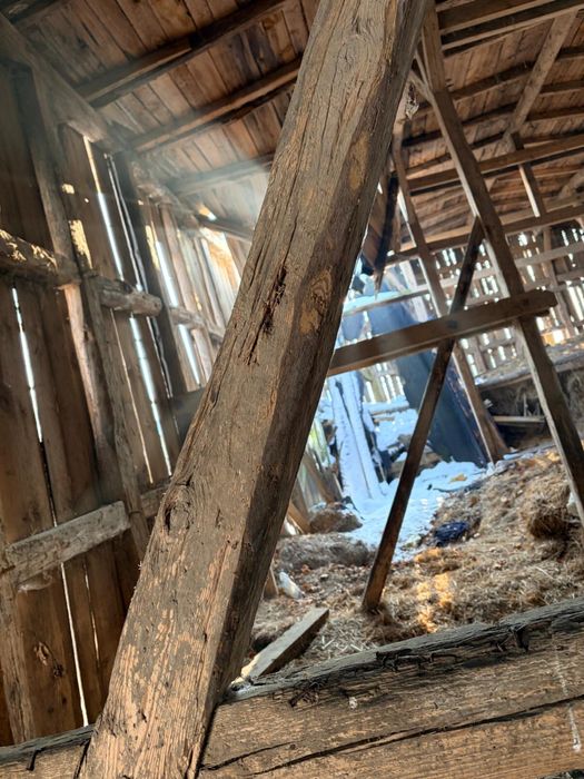 Stare deski i belki ze stodoły