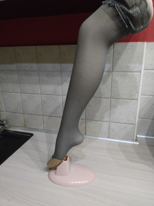 Pończoch samonośne z koronką w kolorze szarym - Firmy Marilyn
