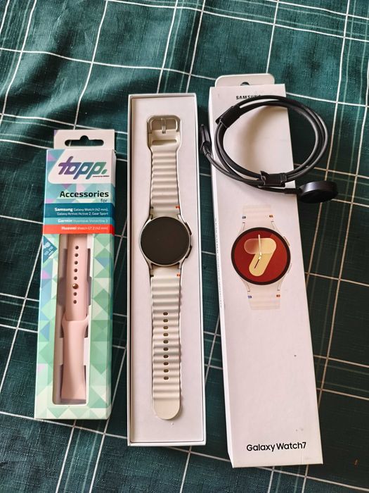 Samsung Galaxy Watch 7 40mm - jak nowy kremowy
