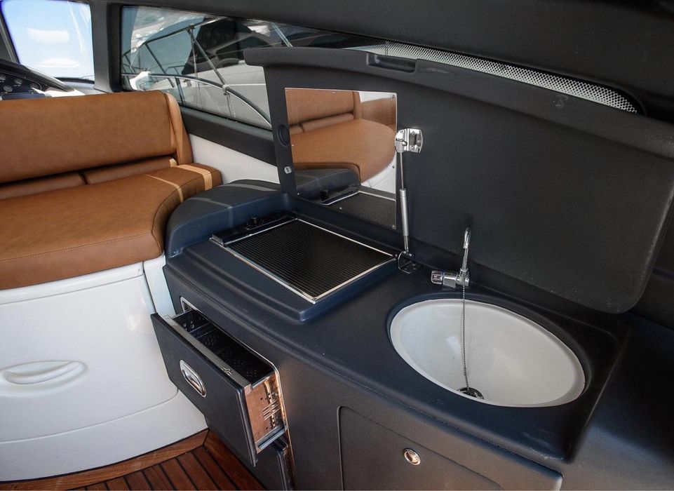 Яхта Baia Yachts Aqua 54