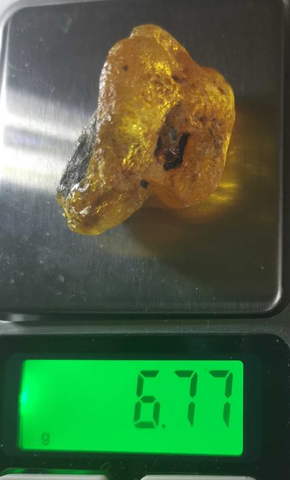 bursztyn bałtycki surowy kolekcjonerski  6,77 gr polski