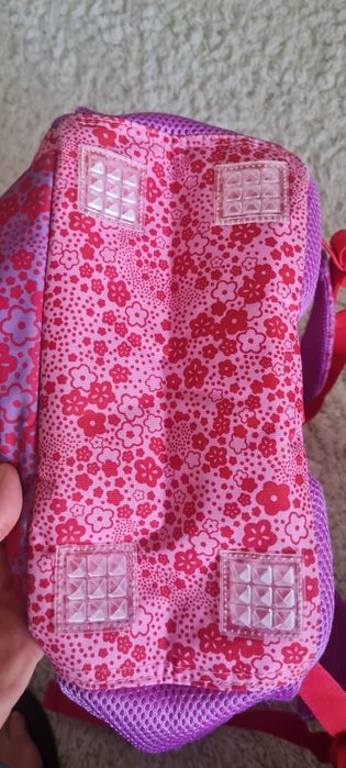 Mochila e estojo da Busquets