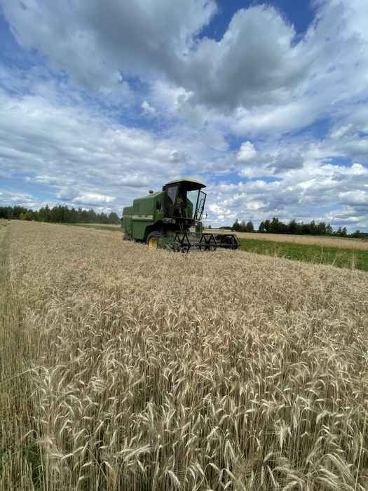 Комбайн John Deere