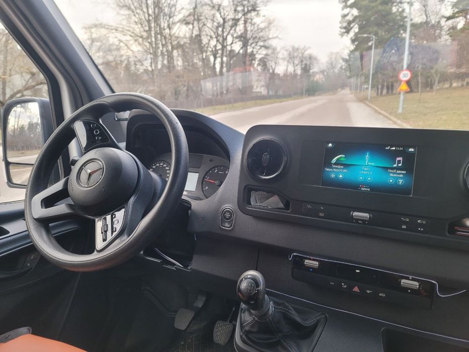 Продам автомобіль Мерседес Спрінтер 907 пасажир 6+1