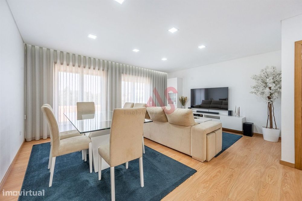 Apartamento T3 Totalmente Renovado em Barrosas