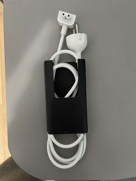 Oryginalny kabel zasilający Apple EU „ósemka” C7 do MacBook / iMac – n