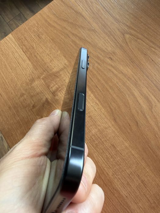 Iphone 16pro max jak nowy
