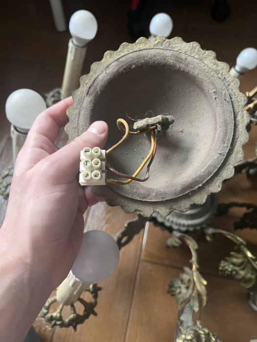 Żyrandol miedziany PRL