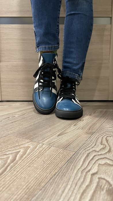 Шикарні різнокольорові кеди